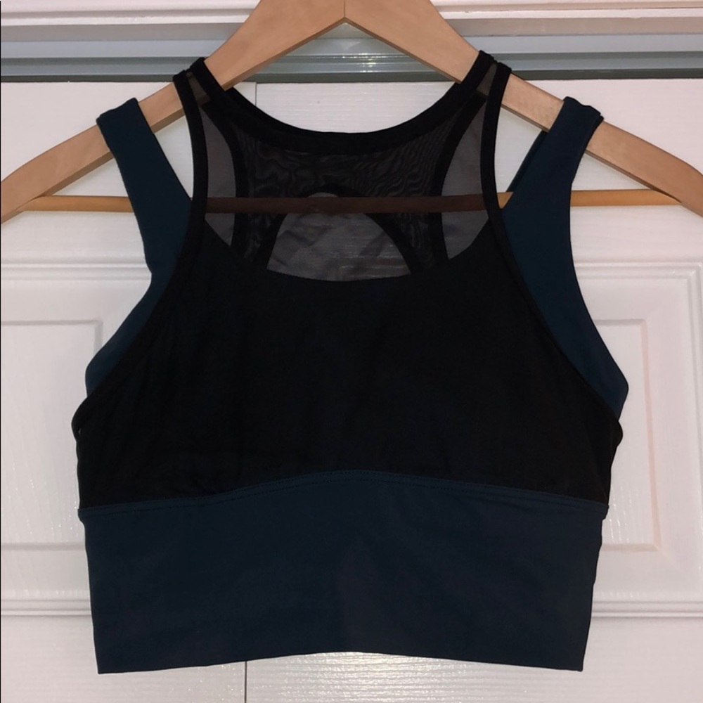 emerald green/black lululemon sports bra